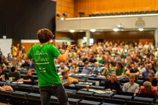 bjlt-2019-blick-ins-plenum-von-der-buehne-silvanmetz-009-web_id88919.jpg